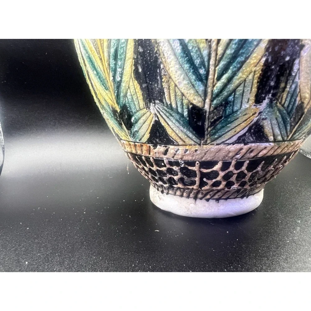 Vintage Chinese Ceramic Sunflower Vase with Textured Raised Design
